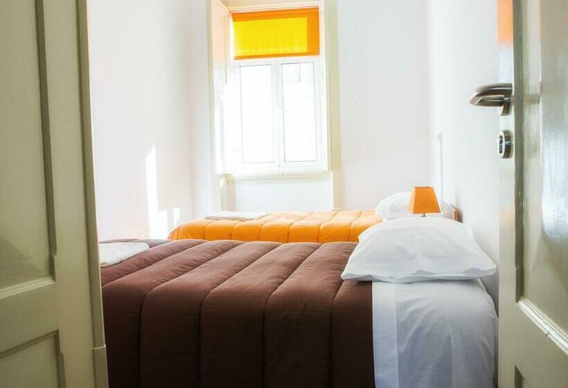 غرفة قياسية, Olive Street House