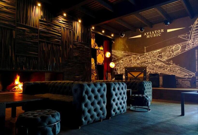 آپارتمان 1 خوابه با بالکن, Apartment N503 Gudauri Loft