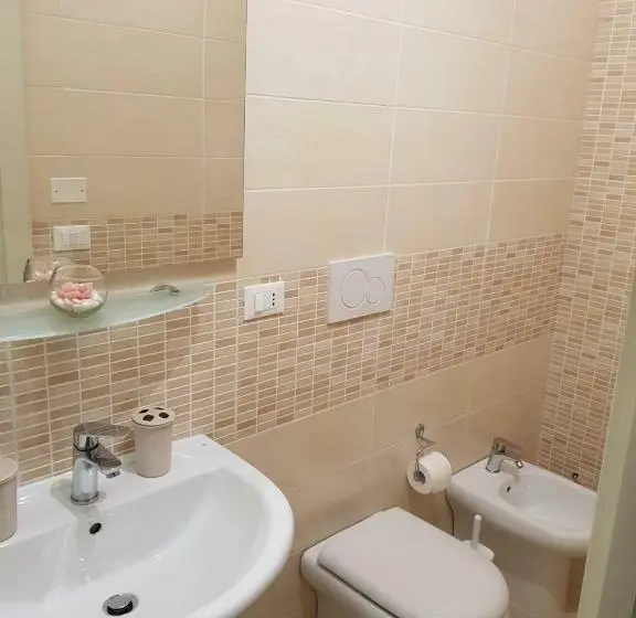 Standard Neljän Hengen Huone Parveke, B&b Giadà