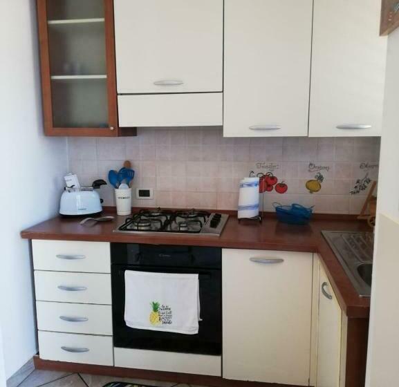 غرفة ديلوكس مطلّة علي البحر, By The Sea