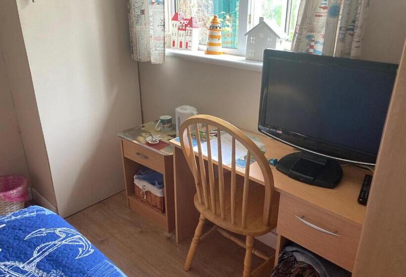 标准间, Cove Cott