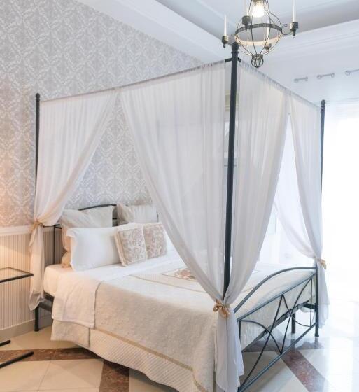 带共用浴室的标准房间, Green Room