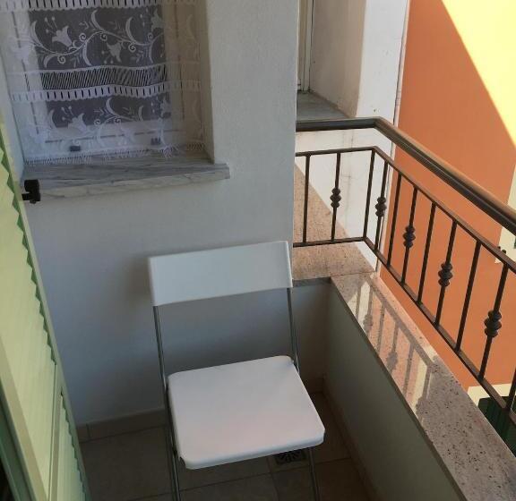 스탠다드 발코니 룸, La Torre Di Clo B&b