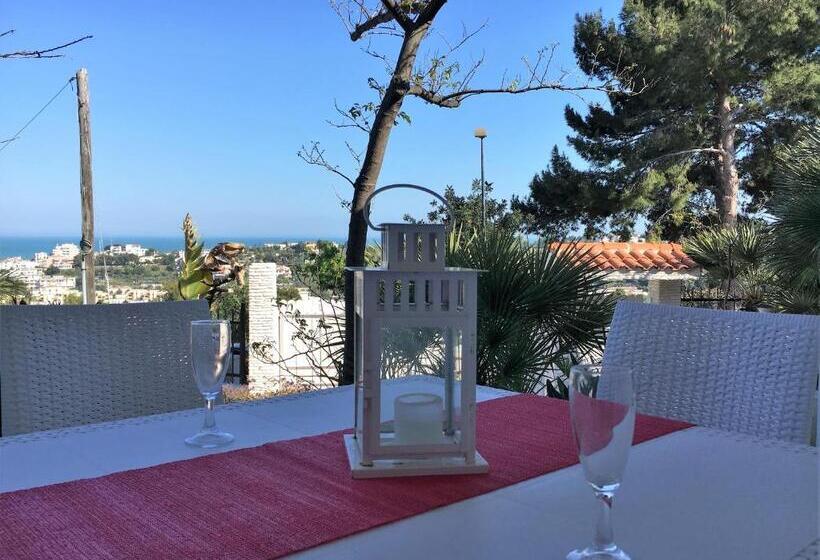 استودیوی سوپریور, Maison Marie