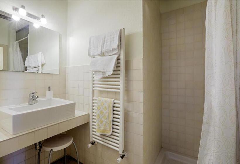 اتاق استاندارد, Attilio Camere