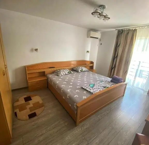 レイクビュースタンダードルーム, Casa Alle
