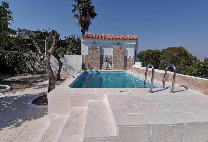 خانه 3 خوابه, Casa Do Castelo