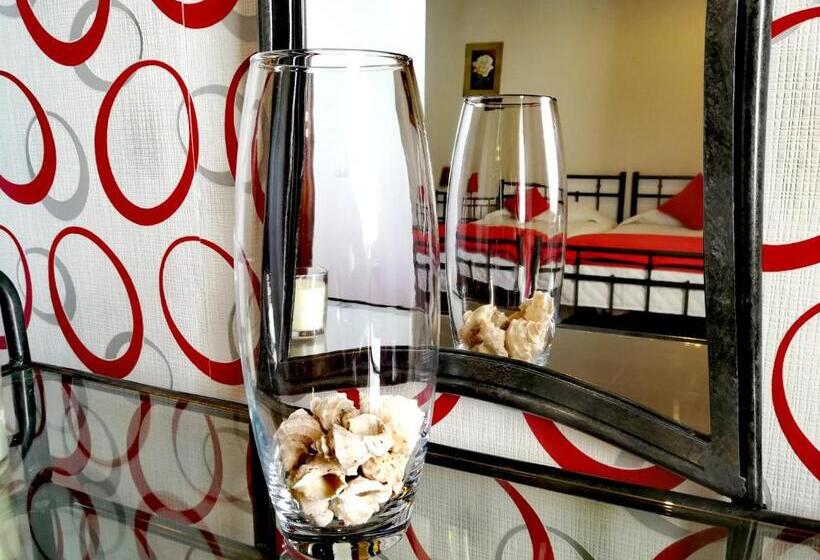 خانه 3 خوابه, Casa Do Castelo