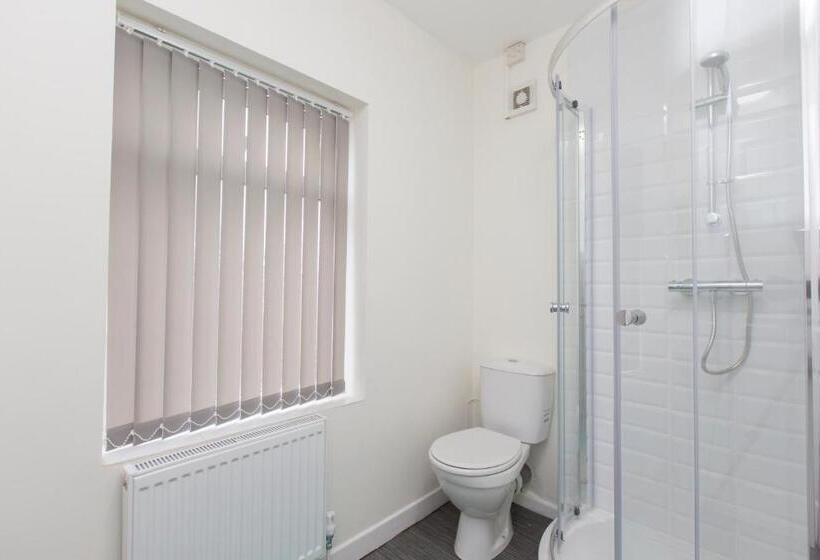 اتاق استاندارد با سرویس بهداشتی مشترک, Townhouse @ Edleston Road Crewe