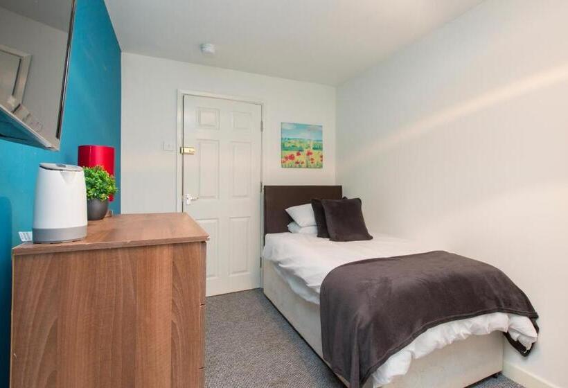 标准单人间共用浴室, Townhouse @ Edleston Road Crewe