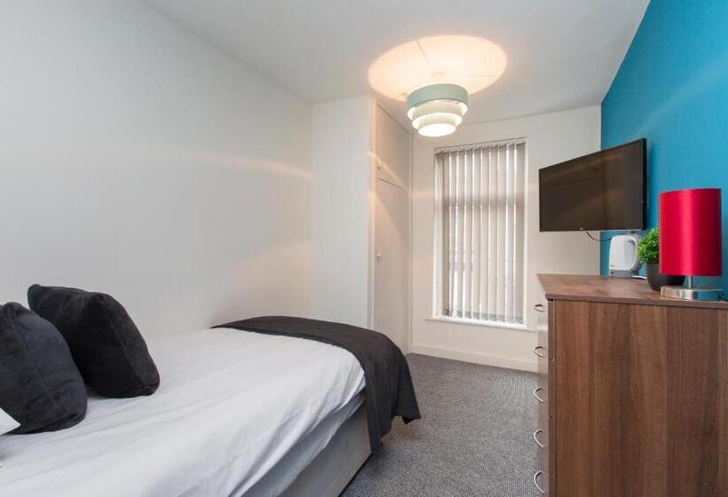 اتاق استاندارد یک تخته با سرویس بهداشتی مشترک, Townhouse @ Edleston Road Crewe