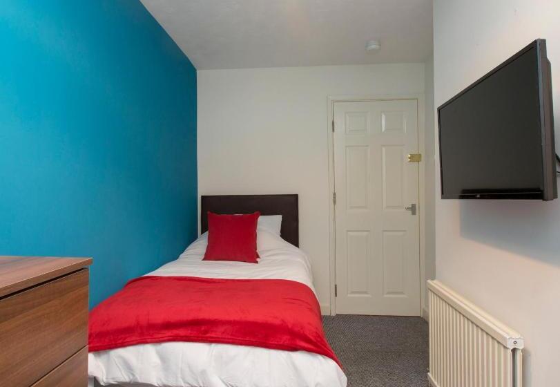 标准单人间共用浴室, Townhouse @ Edleston Road Crewe