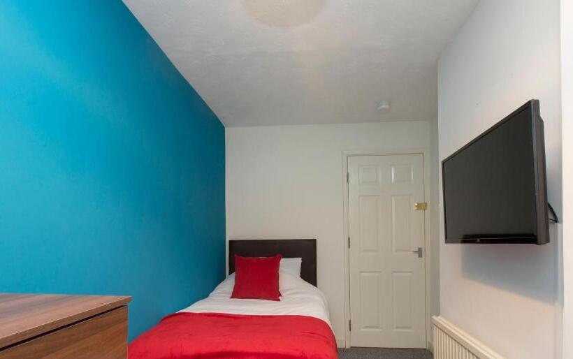 标准单人间共用浴室, Townhouse @ Edleston Road Crewe