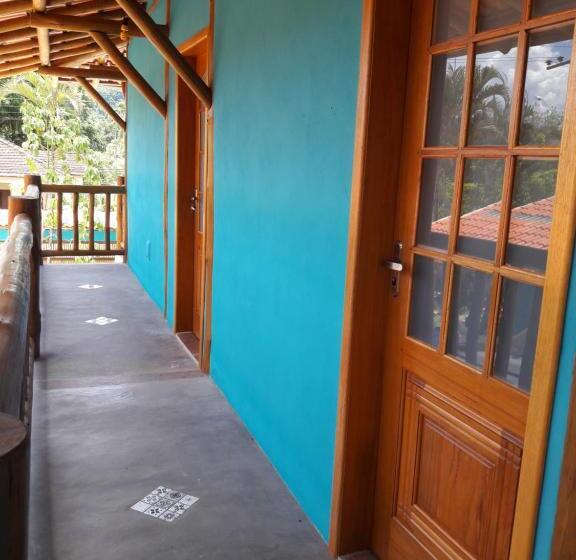 四人标准间, Espaço Dona Florinha