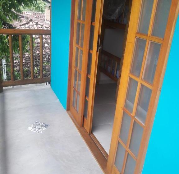 四人标准间, Espaço Dona Florinha