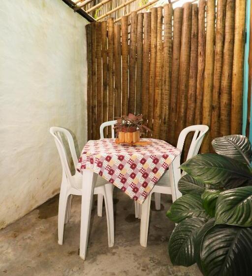 经典四人房间, Espaço Dona Florinha