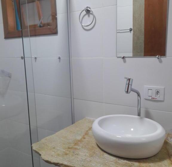 四人豪华间, Espaço Dona Florinha