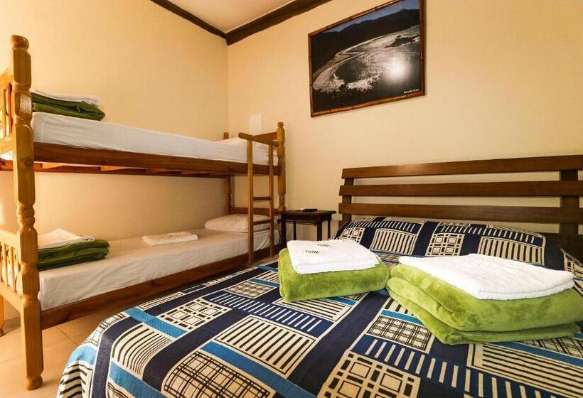 经典四人房间, Espaço Dona Florinha