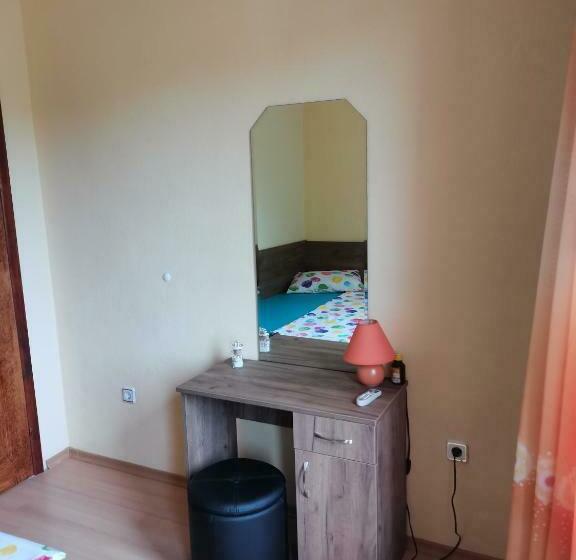 خانه 3 خوابه, Villa Holly