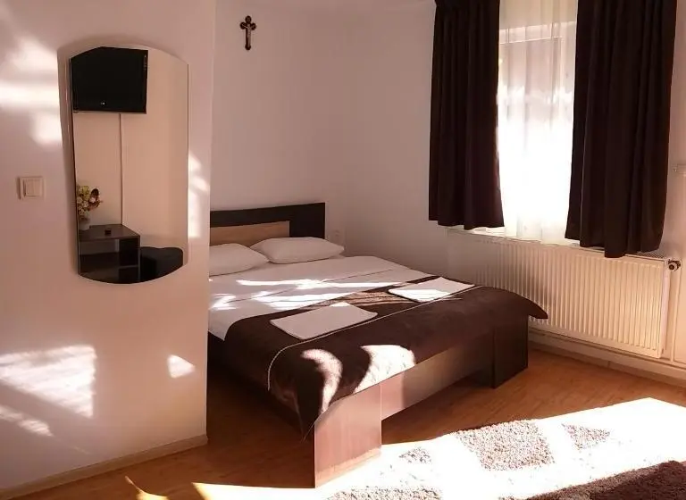 Standard Kolmen Hengen Huone, Pensiunea Denis