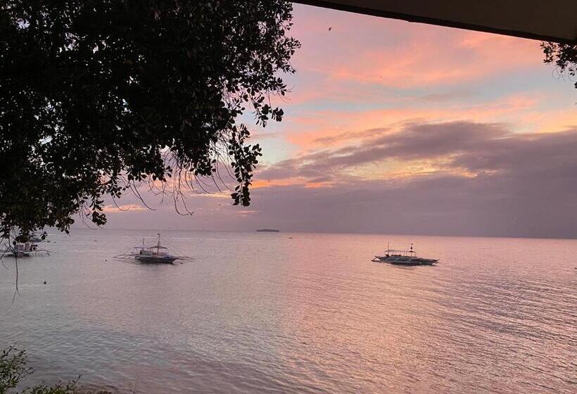 스탠다드 트리픔 룸 공동욕실, Pescador View   Beach Resort & Restaurant