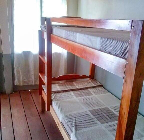 스탠다드 4인용 룸 공용 욕실, Pescador View   Beach Resort & Restaurant