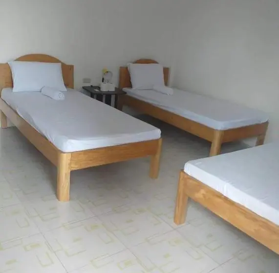 اتاق استاندارد سه نفره, Pescador View   Beach Resort & Restaurant