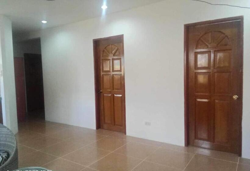 패밀리 방갈로, Pescador View   Beach Resort & Restaurant