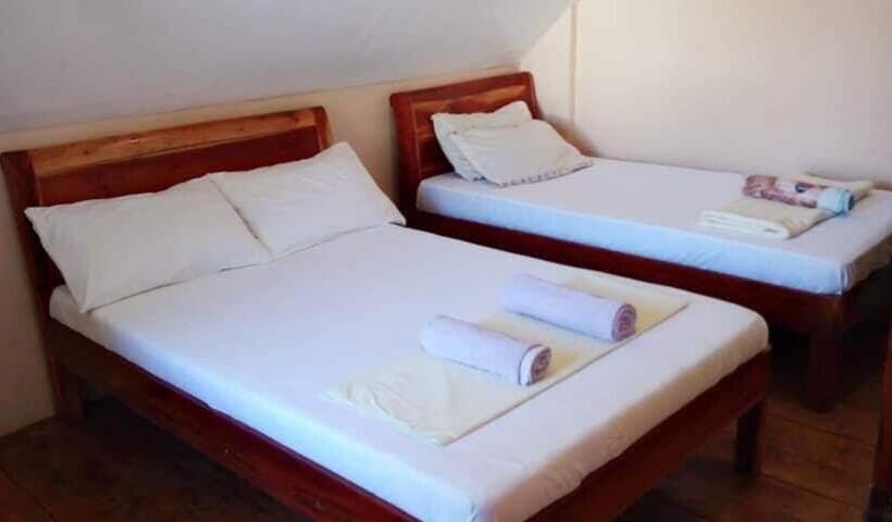 스탠다드 트리픔 룸 공동욕실, Pescador View   Beach Resort & Restaurant