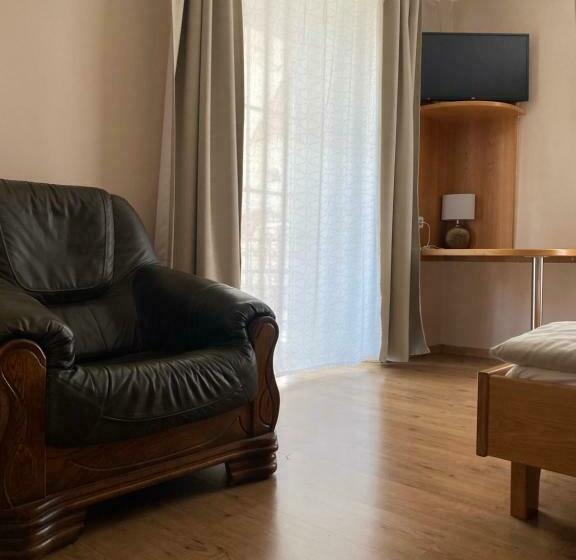 디럭스 룸, Gasthof Restaurant Steirereck N