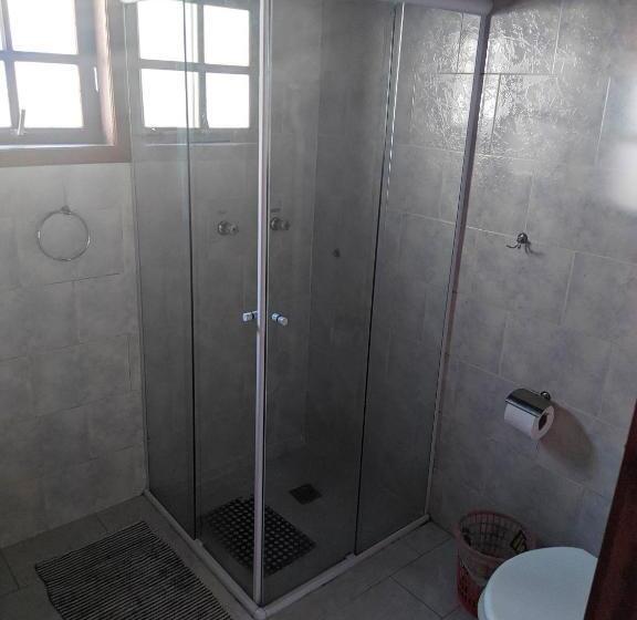 کلبه ییلاقی سوپریور یک خوابه, Pousada Bella Ana