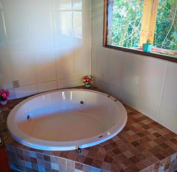 کلبه ییلاقی سوپریور یک خوابه, Pousada Bella Ana