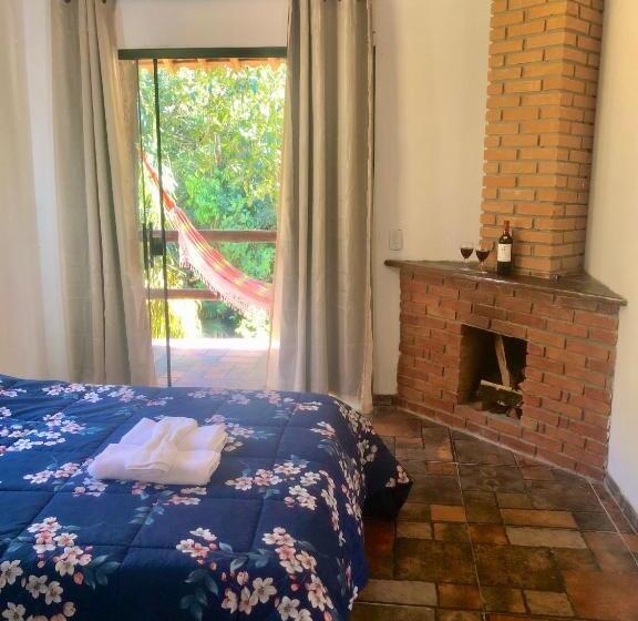 اتاق لوکس با بالکن, Pousada Bella Ana