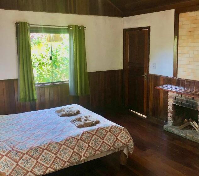 سوئیت با وان آب گرم, Pousada Bella Ana