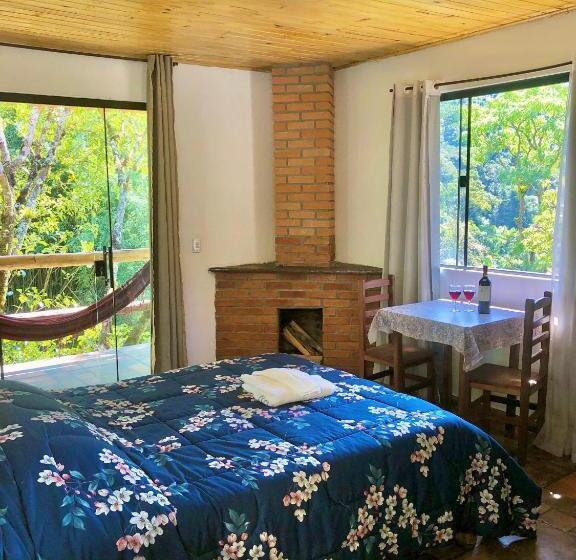 اتاق استاندارد با چشم‌انداز کوهستان, Pousada Bella Ana