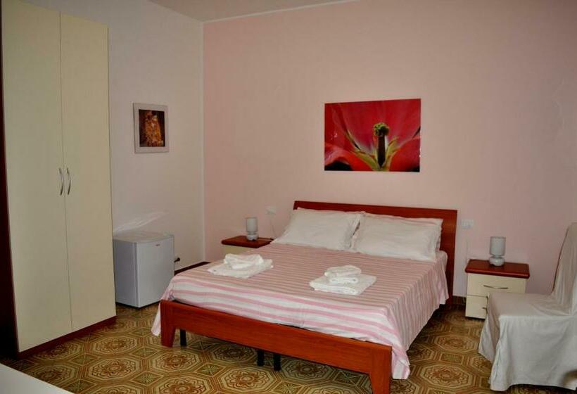 Номер Стандарт, B&b Da Leo