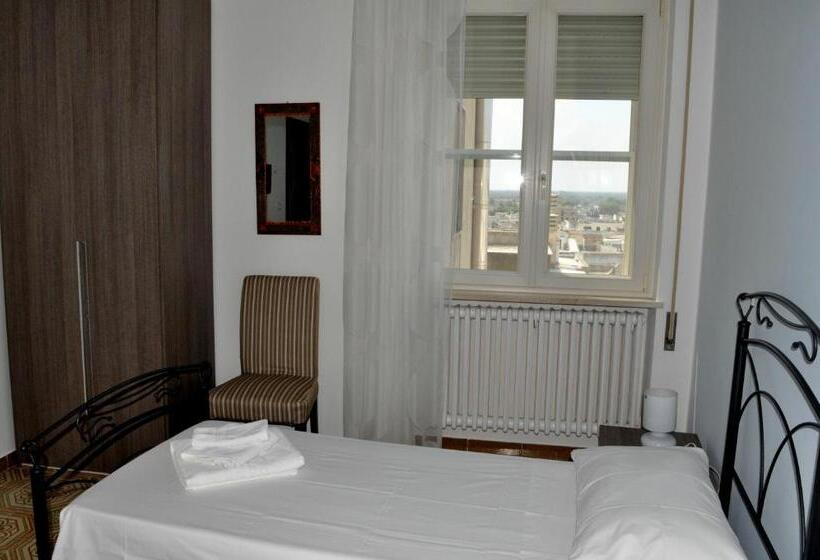 Номер Стандарт, B&b Da Leo