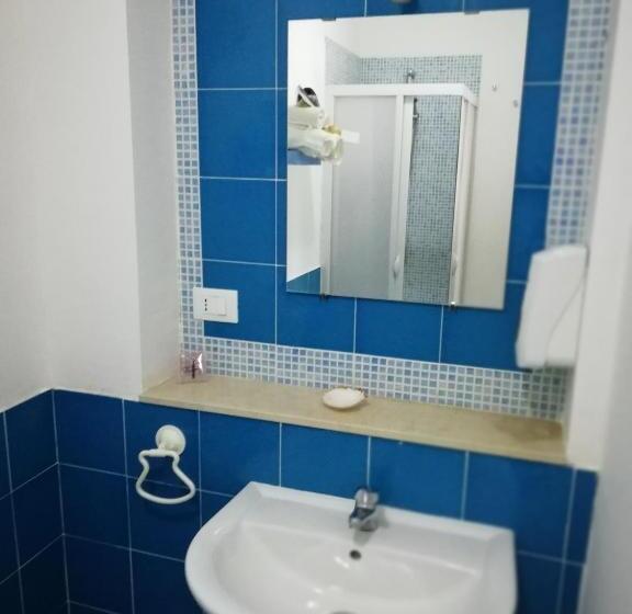 스탠다드 트리플 발코니 룸, B&b Extremo Sud