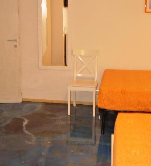 اتاق استاندارد سه نفره, B&b Le Spiagge