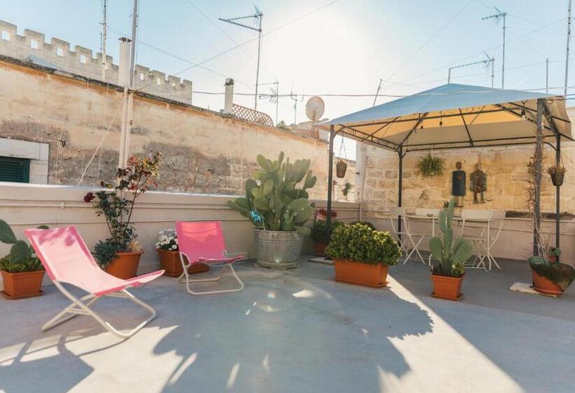 خانه 1 خوابه, Casa Romito