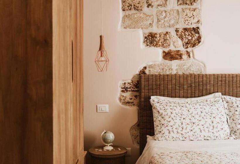 Номер Стандарт с Балконом, Casa Romito