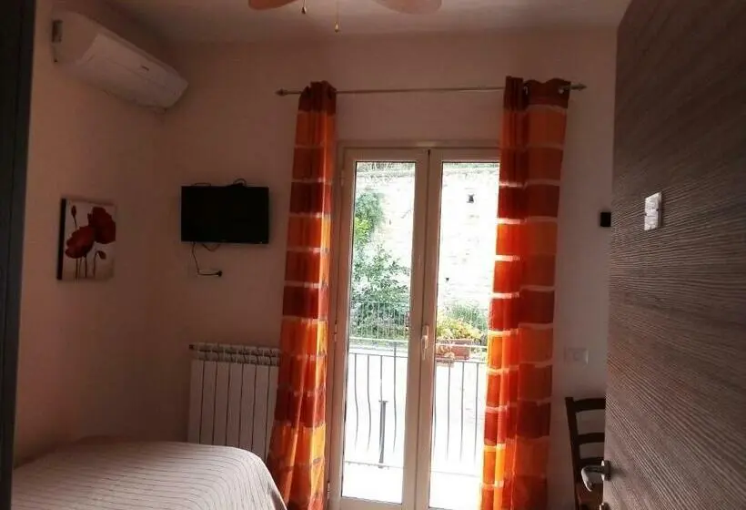 スタンダードシングルルーム, Bed & Breakfast Via Venezia