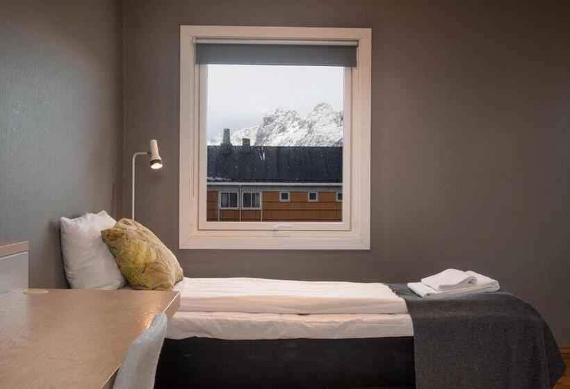غرفة قياسية ثلاثية, Fast Hotel Svolvær