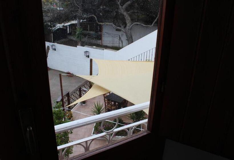 חדר סטנדרט, Affittacamere La Medusa