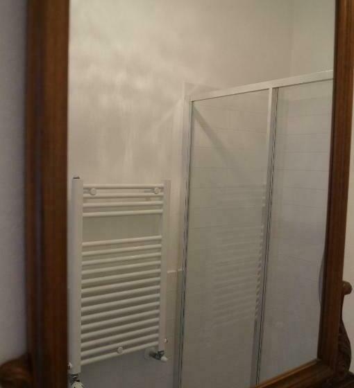 اتاق راحتی سه تخته, Casa Giangarè