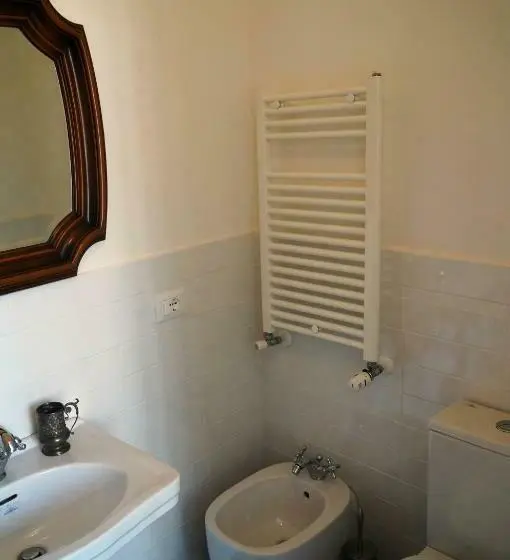 اتاق راحتی سه تخته, Casa Giangarè