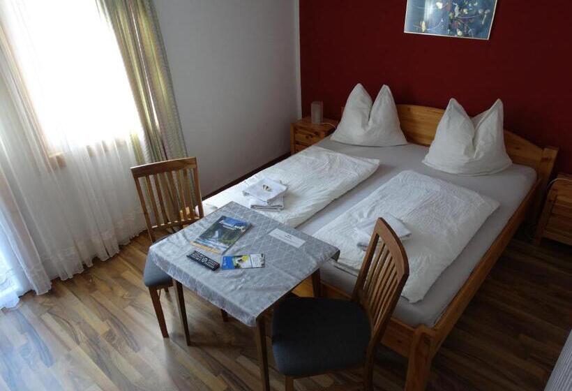 Номер Deluxe с Балконом, Gästehaus Posch