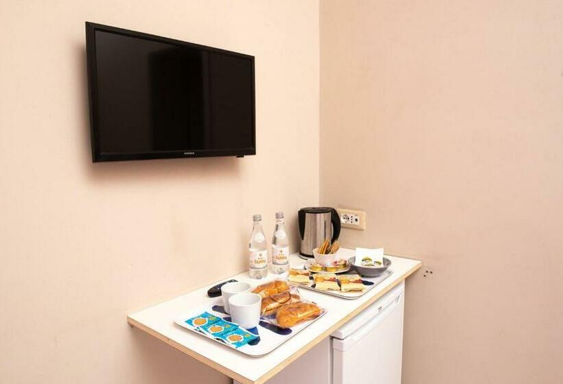 חדר סטנדרט, Hostal Al Porto