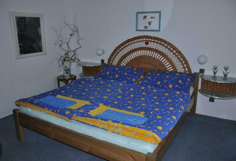 اتاق استاندارد, Pension U Galerie