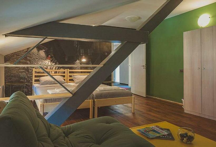 스탠다드 룸, Temple House